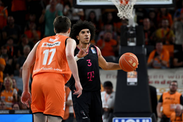 席了大部分 席了大部分