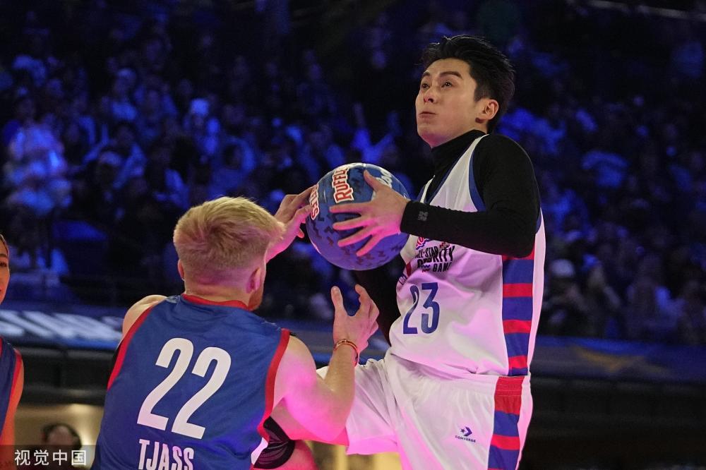 成为比赛中 成为比赛中