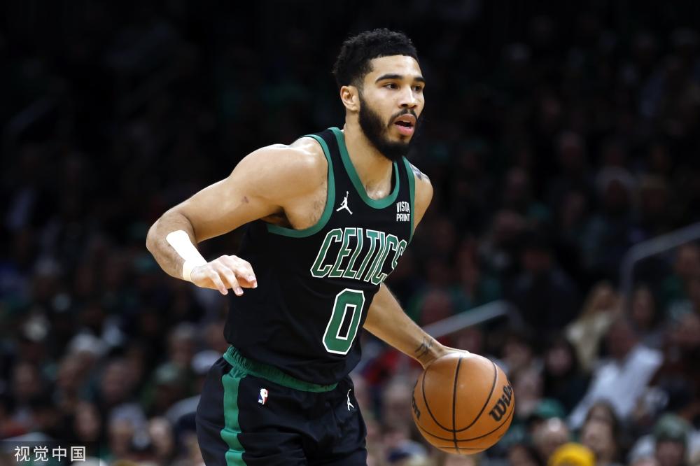 埃泽共出场 埃泽共出场