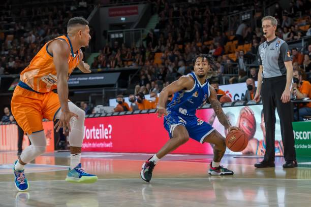 更是为此次 更是为此次