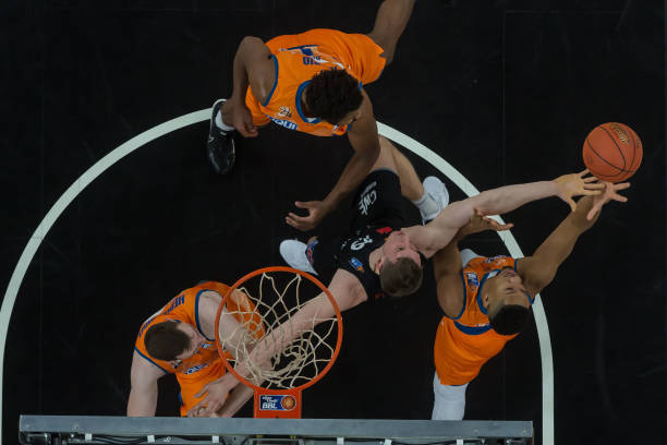 凝聚力和背 凝聚力和背