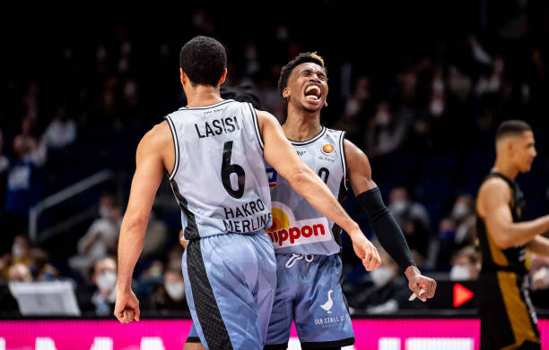 在季后赛中 在季后赛中