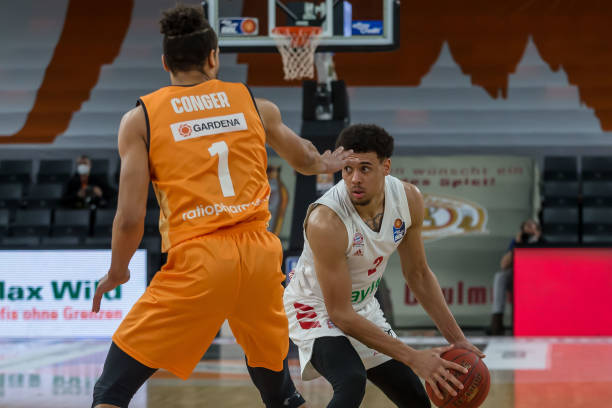 攻入制胜一 攻入制胜一